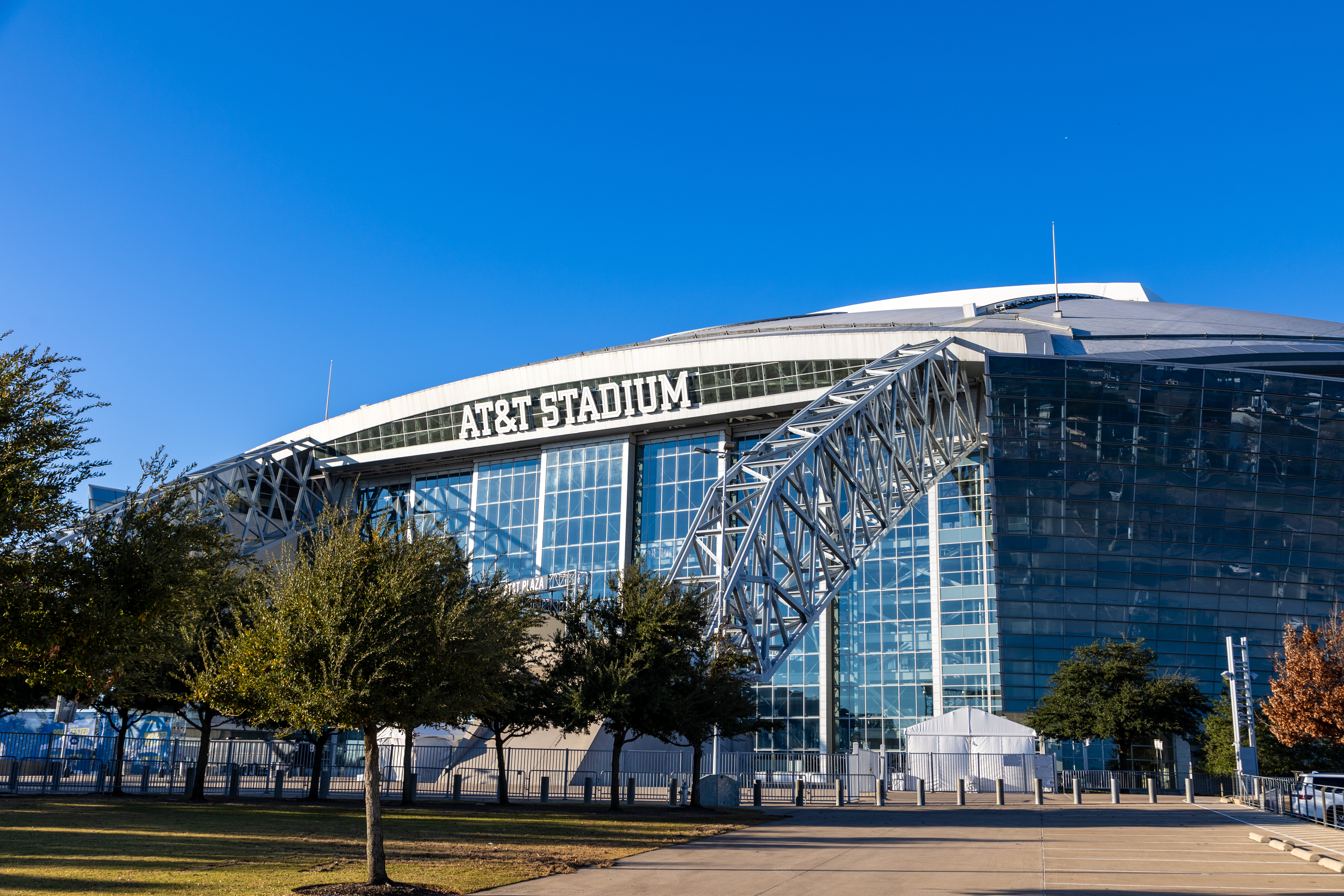 Visit Dallas